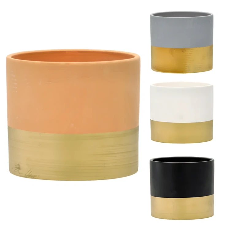 Ceramiczna osłonka z złotym pasem 15x15x13,2 cm