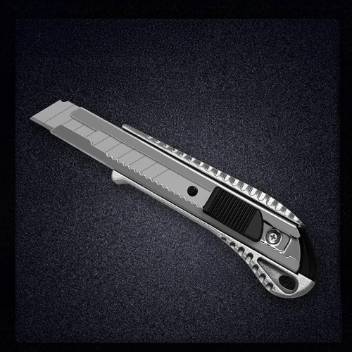 Aluminiowy nóż tapicerski z łamanym ostrzem - 18 mm