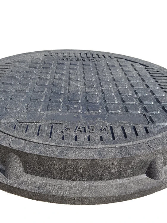 Właz o wysokości 8 cm