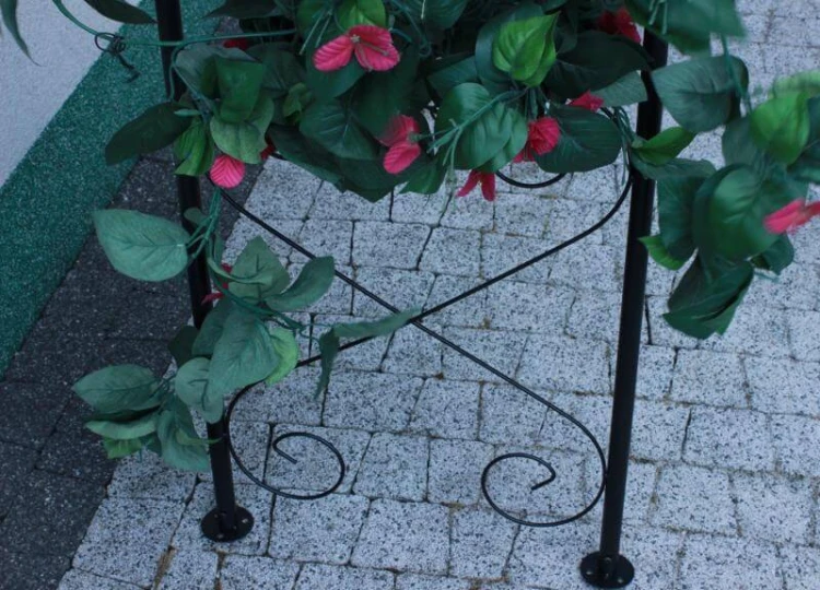 Pergola łukowa
