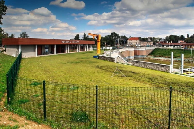 Marina zrealizowana z użyciem geoSYSTEM G5 max